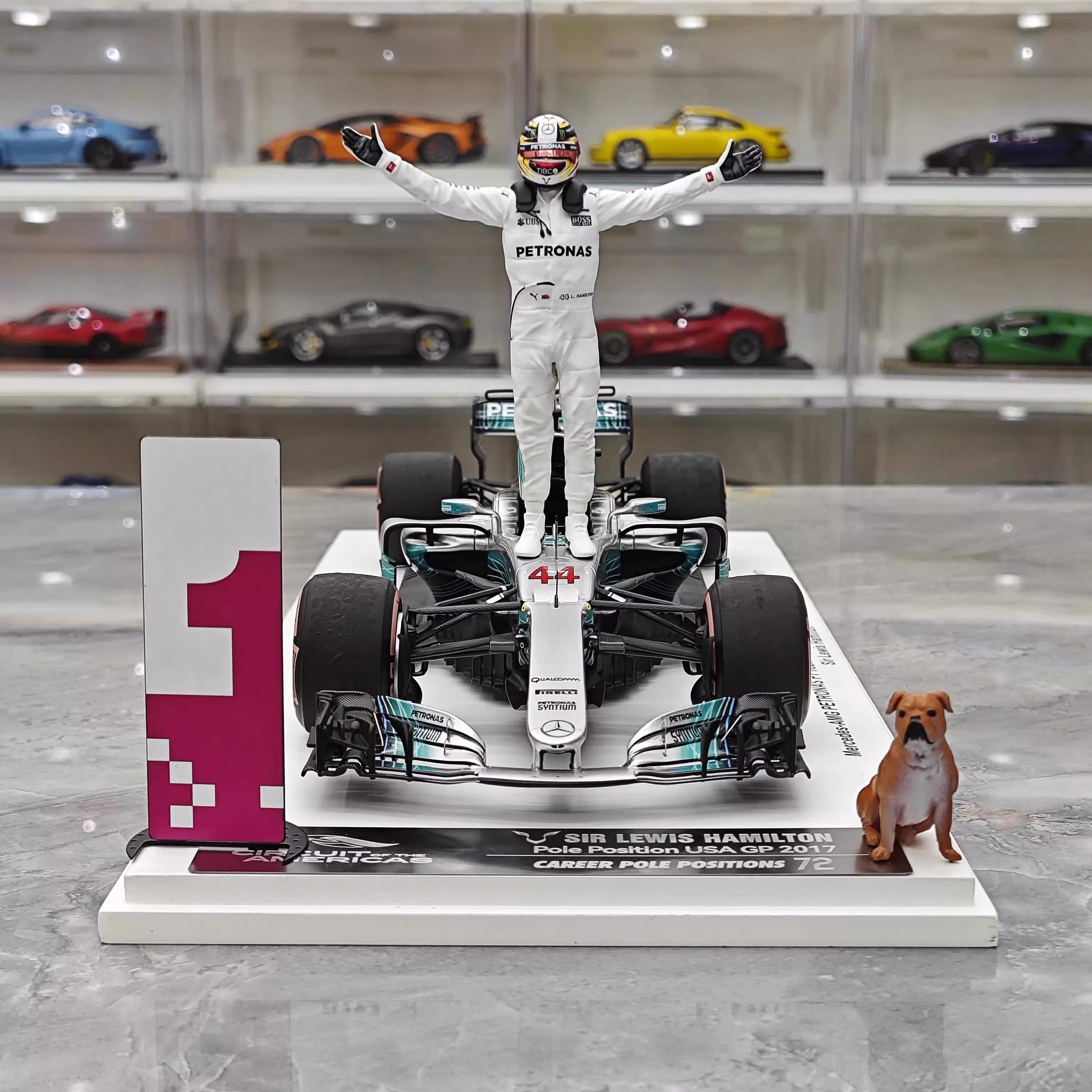 Spark 1:18 – Lewis Hamilton – AMG Petronas Formula One Team – 2017 United States