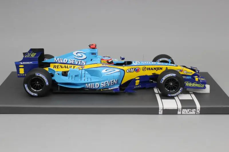 1:18 – Fernando Alonso –  Renault – 2005 Brasil Grand Prix