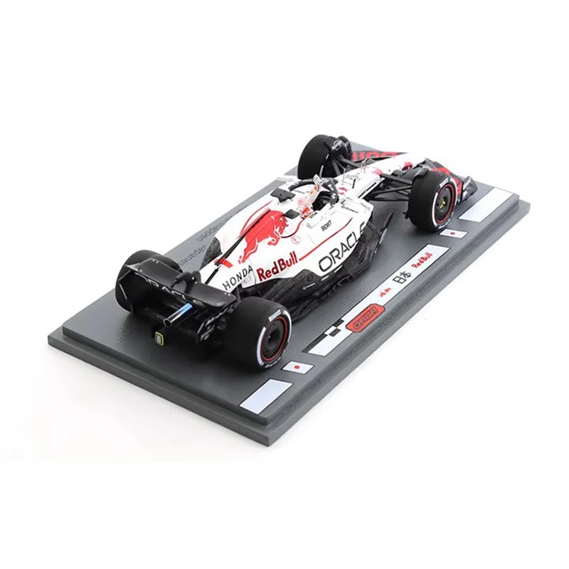 Spark 1:43 – Max Verstappen / Yuki Tsunoda – Oracle Red Bull Racing – 2025 Suzuka Grand Prix