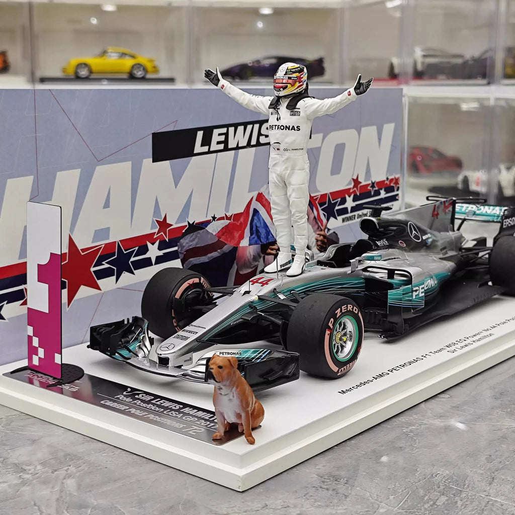 Spark 1:18 – Lewis Hamilton – AMG Petronas Formula One Team – 2017 United States
