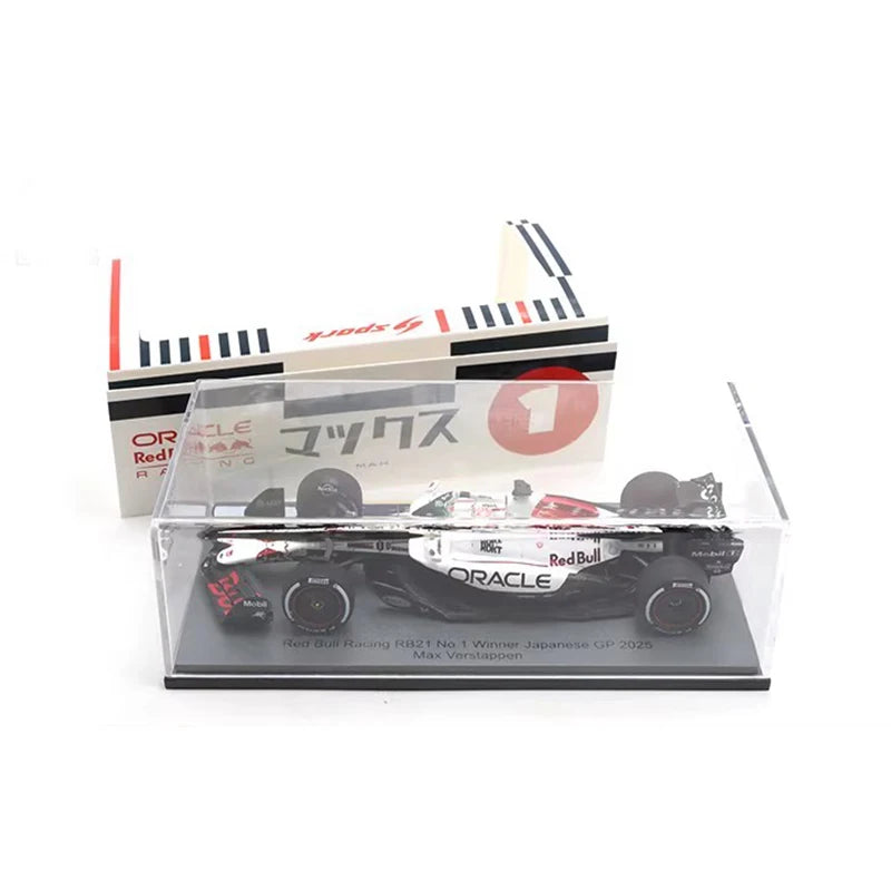 Spark 1:43 – Max Verstappen / Yuki Tsunoda – Oracle Red Bull Racing – 2025 Suzuka Grand Prix