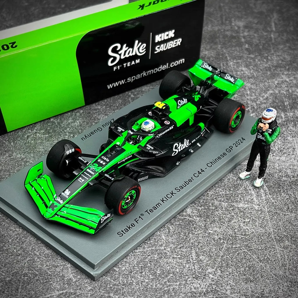 Spark 1:43 – Zhou Guanyu – Kick Sauber F1 Racing Team – 2024 Shanghai Grand Prix