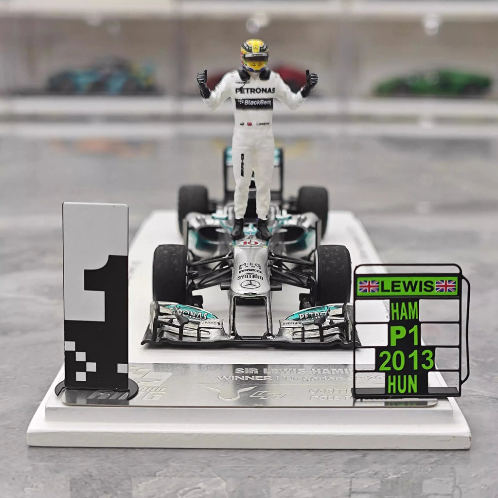 Spark 1:43 – Lewis Hamilton – AMG Petronas F1 Team – 2013 Hungary Grand Prix