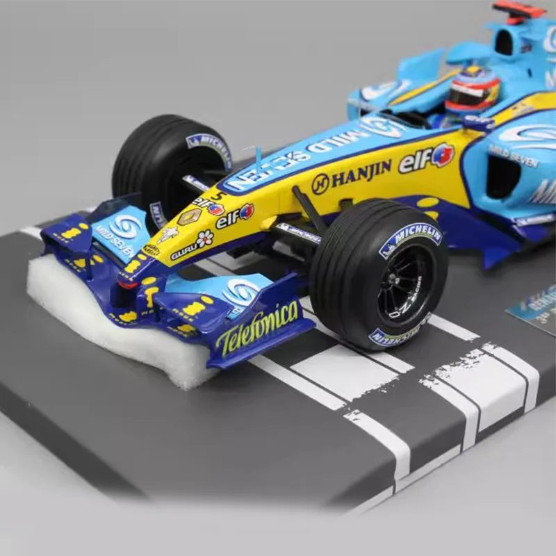 1:18 – Fernando Alonso –  Renault – 2005 Brasil Grand Prix